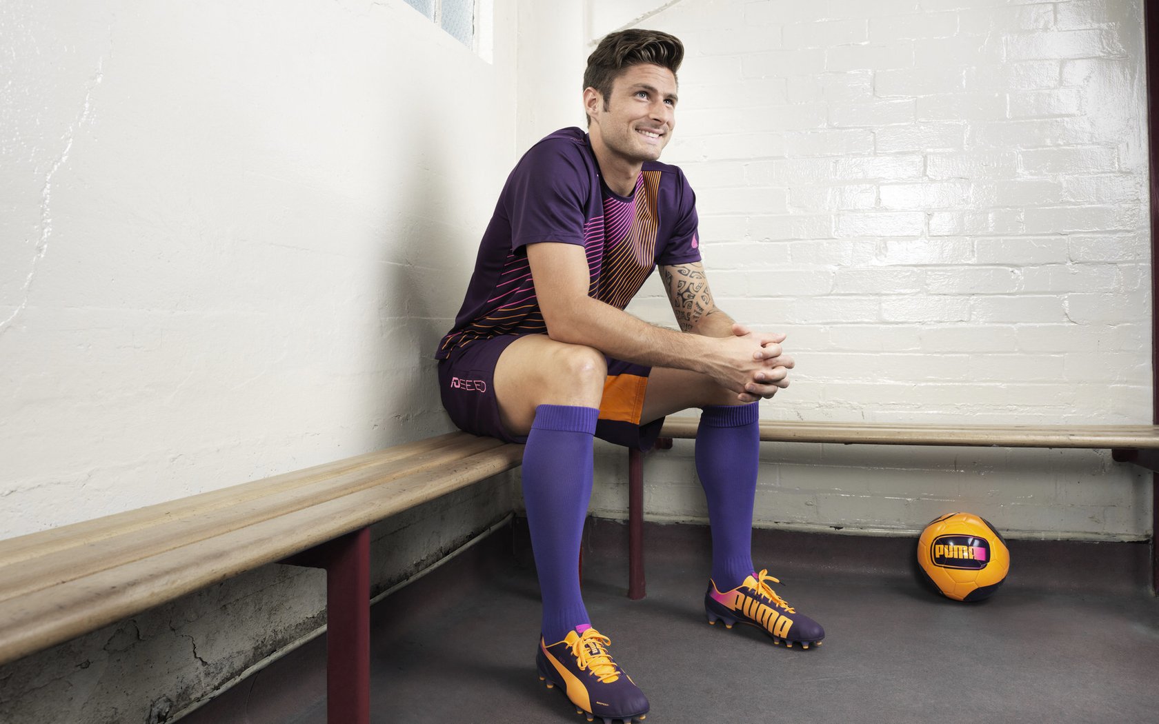 新疆队最后时刻击败公牛,霍勒迪成为关键先生